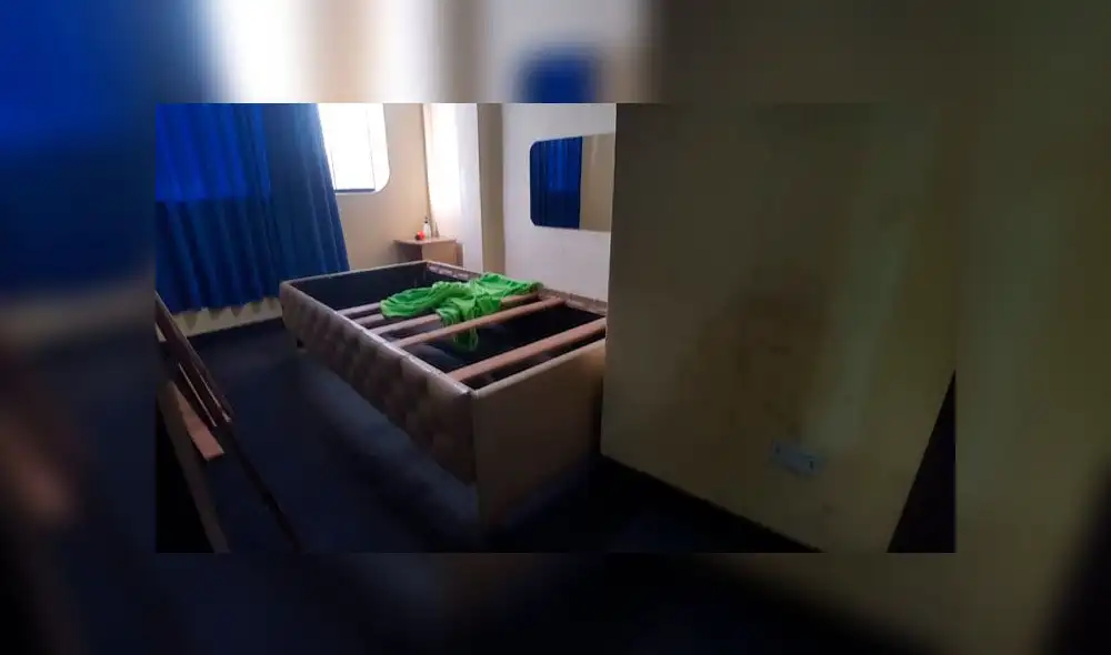 Durante la intervención, las mujeres reconocieron trabajar en el lugar, pero no dieron el nombre del dueño. (Foto: Grace Mora / La República) Durante la intervención, las mujeres reconocieron trabajar en el lugar, pero no dieron el nombre del dueño. (Foto: Grace Mora / La República)