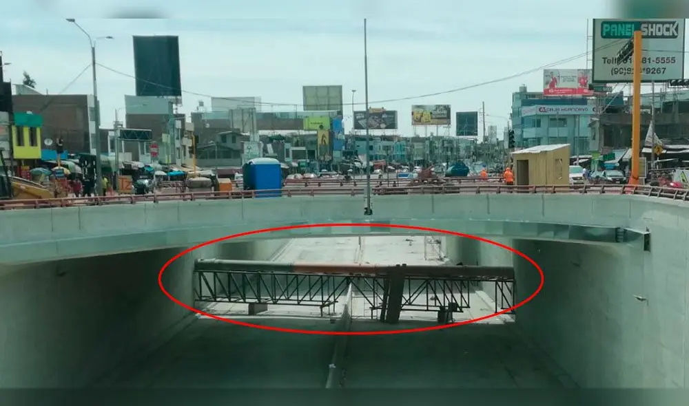 Arequipa: Tubería de desagüe obstaculiza bypass del óvalo de los Bomberos