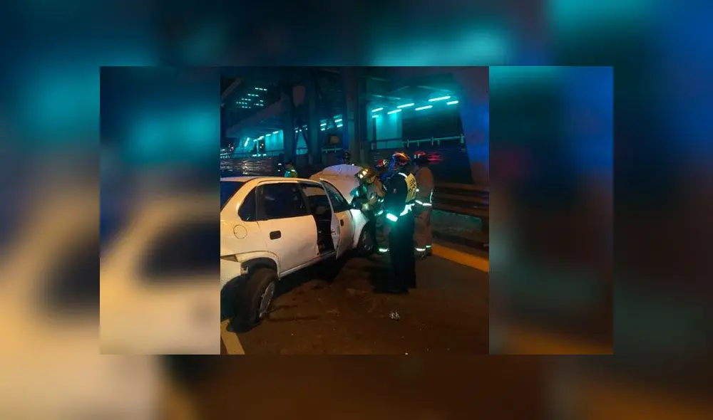 Serenos y bomberos atendieron a la víctima, quien presenta varias lesiones en el cuerpo. (Foto: Difusión)