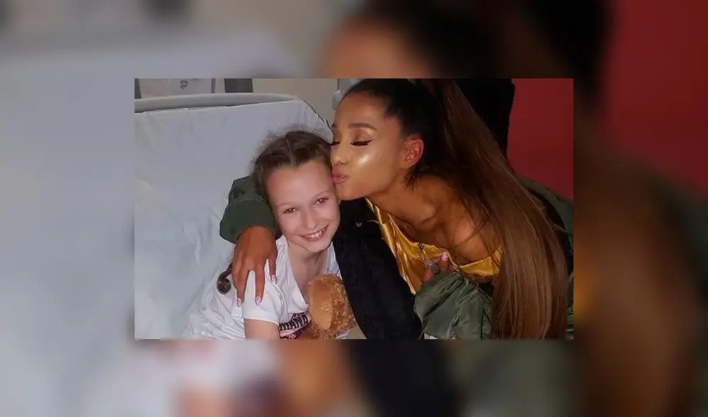 Ariana Grande visitó a víctimas del atentado de Manchester [FOTO]