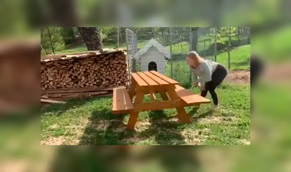 YouTube viral: Chica dice ser un caballo y hace esto para demostrarlo [VIDEO]