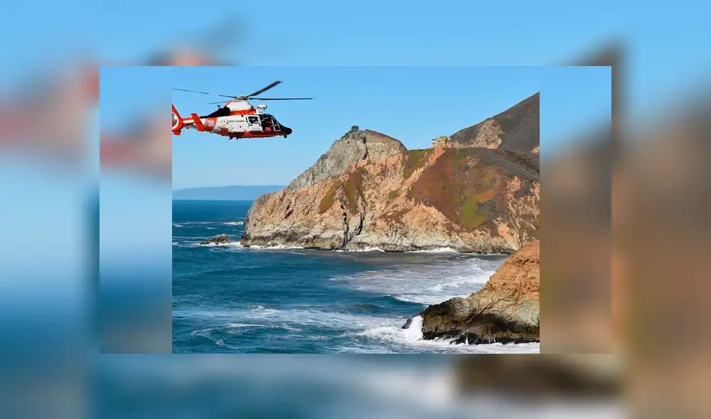 Conductor graba el instante que auto cae a un acantilado y desaparece en el mar [VIDEO]