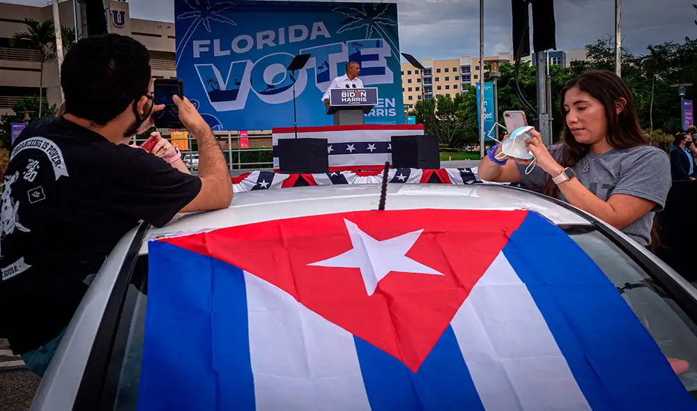 En un acto de campaña de Joe Biden, el expresidente Barack Obama trató de convencer al electorado cubano-estadounidense de que el Partido Demócrata es la mejor opción. Foto: EFE En un acto de campaña de Joe Biden, el expresidente Barack Obama trató de convencer al electorado cubano-estadounidense de que el Partido Demócrata es la mejor opción. Foto: EFE