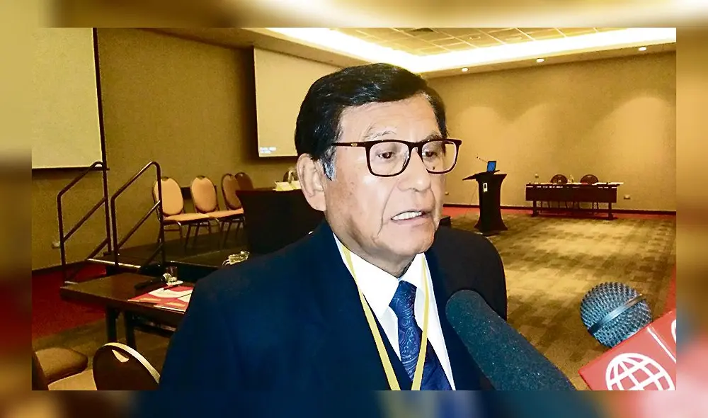 Gobernador Zenon Cuevas.