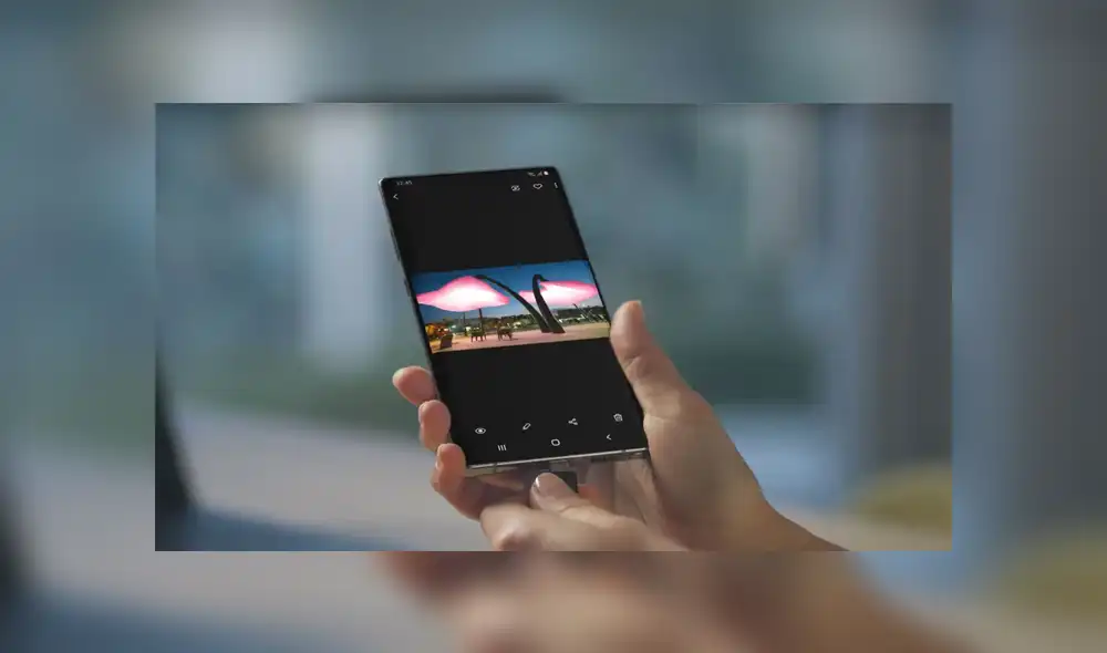 El Samsung Galaxy Note 20 si vendría con el cargador dentro de la caja. Foto: Hipertextual. El Samsung Galaxy Note 20 si vendría con el cargador dentro de la caja. Foto: Hipertextual.