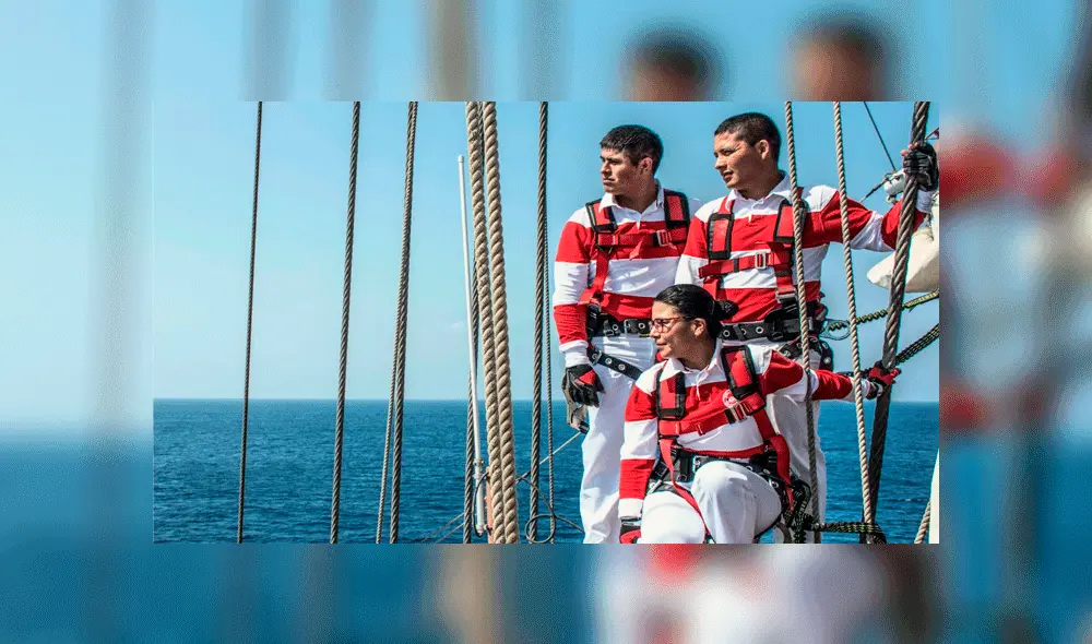 Los estudiantes podrán graduarse con el grado de Oficial de Marina. Foto: Escuela Naval del Perú / Facebook.
