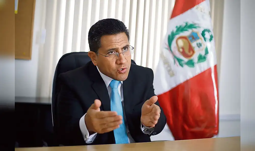 Procurador denuncia a 8 funcionarios del Ministerio de Cultura 