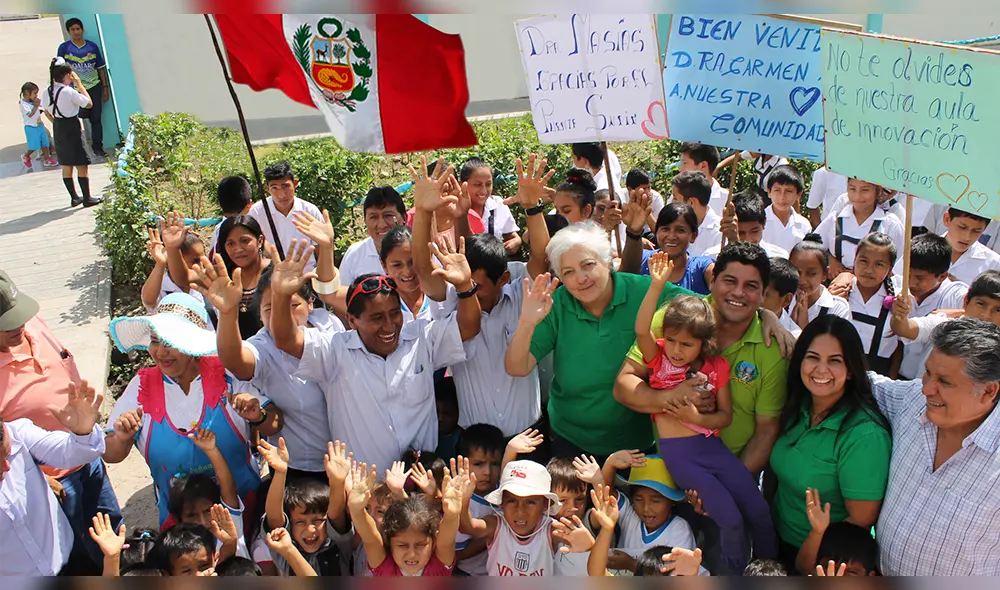 Somos libres... el orgullo de sentir la peruanidad. Somos libres... el orgullo de sentir la peruanidad.