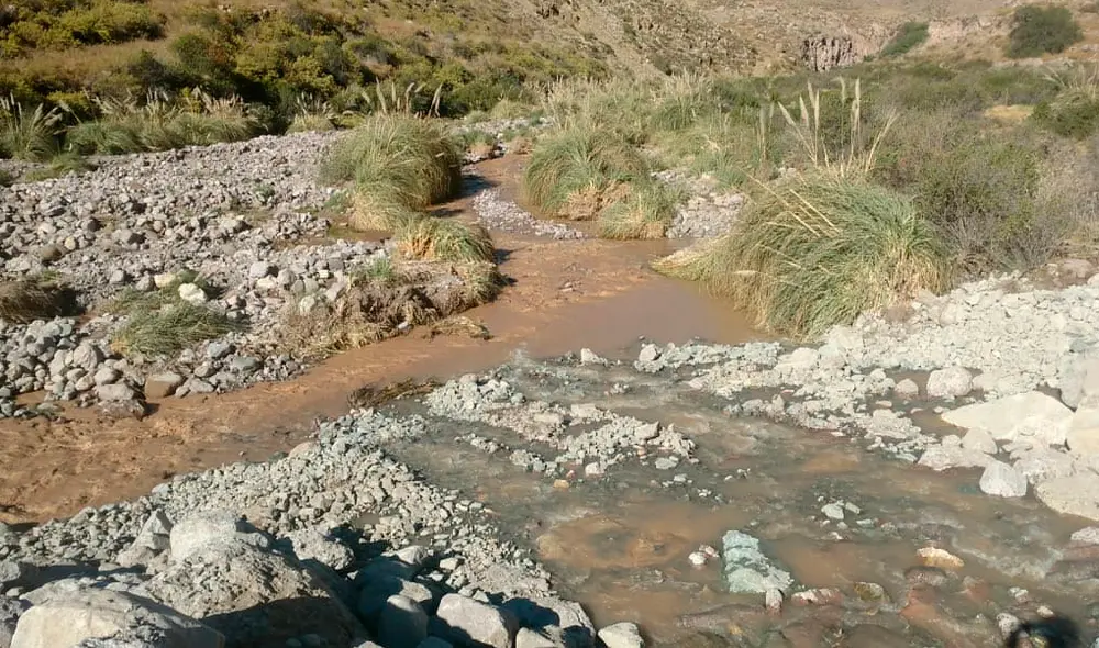 Contaminación en el río Torata, en Moquegua. Contaminación en el río Torata, en Moquegua.