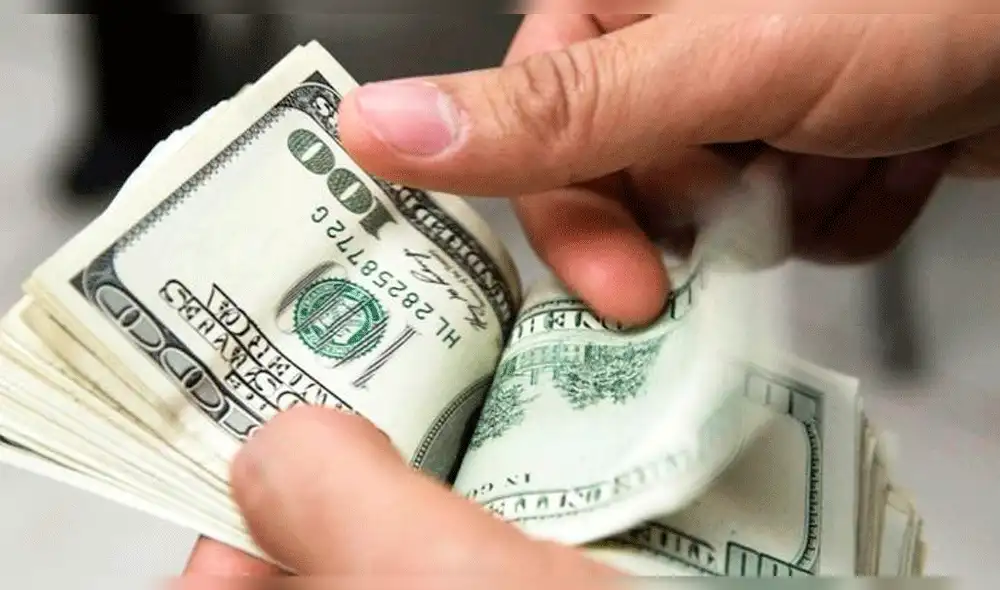 Tipo de cambio: Precio del dólar sube ligeramente al inicio de semana