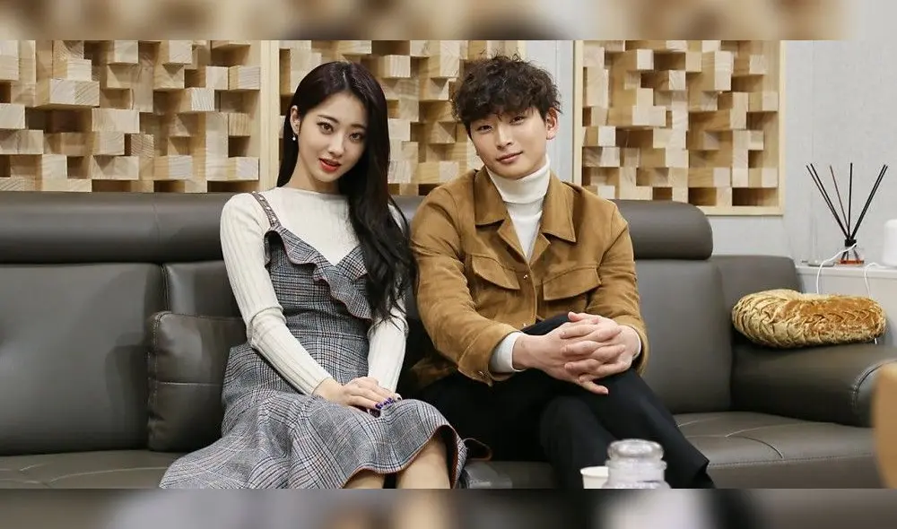Jeong Jinwoon de 2 AM y Kyung Ri de 9 Muses confirman que son pareja 