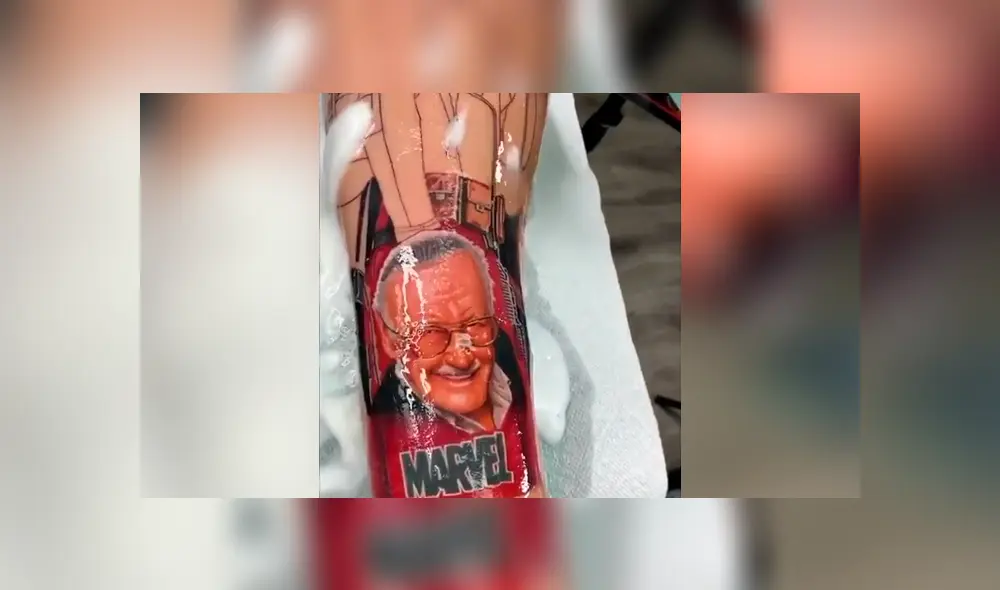 Desliza hacia la izquierda para ver el tatuaje 'ultra realista' que se hizo un fanático de Marvel con el rostro de Stan Lee. El video es viral en Facebook.