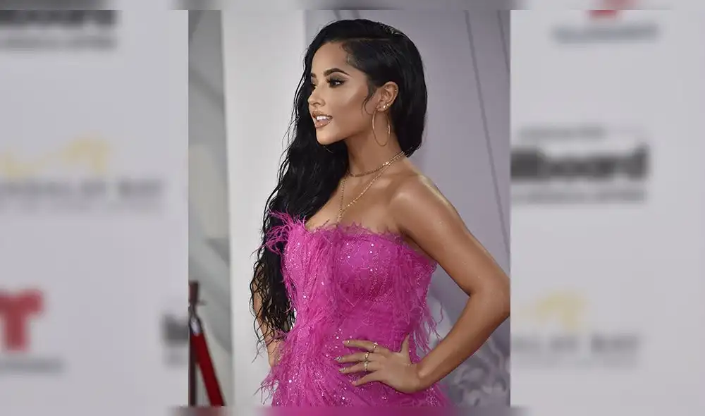 Becky G paraliza los Latin Billboard 2019 con sensual outfit en la alfombra roja