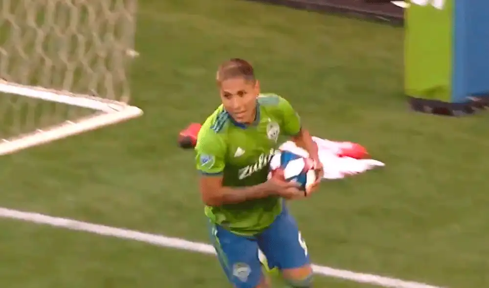 Raúl Ruidiaz marcó su octavo gol en la actual temporada de la MLS con el Seattle Sounders. | Foto: Fox Sports Raúl Ruidiaz marcó su octavo gol en la actual temporada de la MLS con el Seattle Sounders. | Foto: Fox Sports