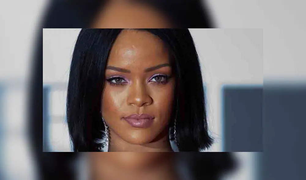 Rihanna tiene una peculiar frase como tatuaje "“Nunca es un fracaso, siempre una lección”. Foto: difusión. Rihanna tiene una peculiar frase como tatuaje "“Nunca es un fracaso, siempre una lección”. Foto: difusión.