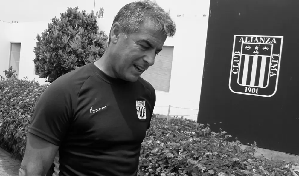 Alianza Lima: Comando Sur exige a la dirigencia no “lavarse las manos” con la salida de Bengoechea [FOTOS]