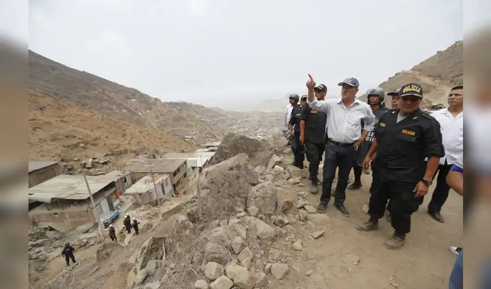 Villa María del Triunfo: Municipalidad de Lima desaloja a invasores de Lomas del Paraíso [FOTOS]