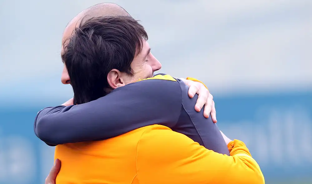 El periodista brasileño Marcelo Bechler informó que Lionel Messi se marchará al Manchester City. Foto: AFP