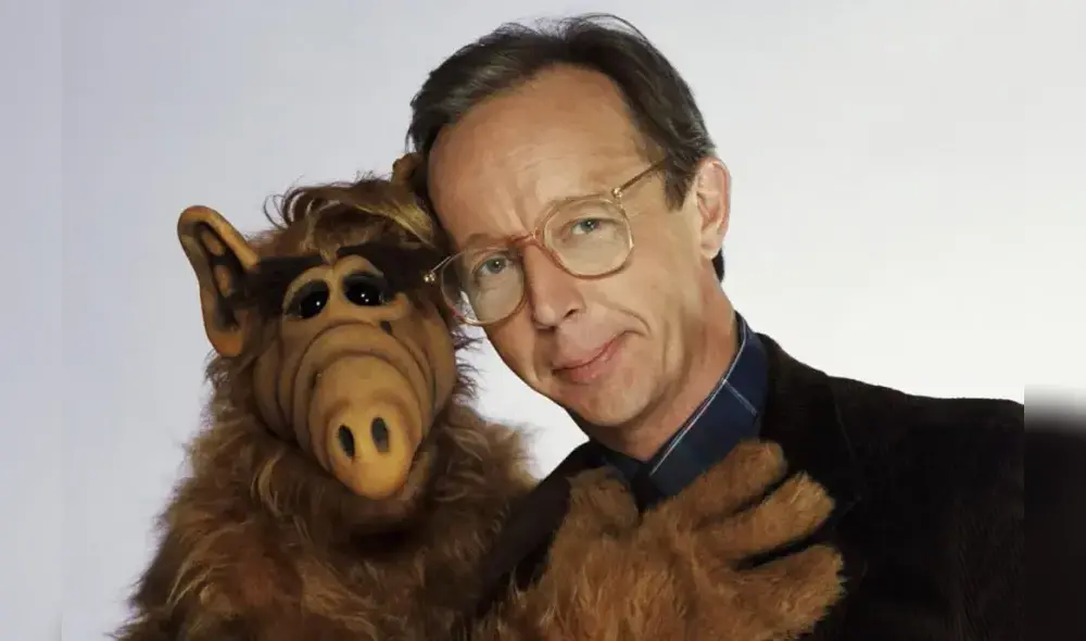 Max Wright y Alf - Crédito: NBC