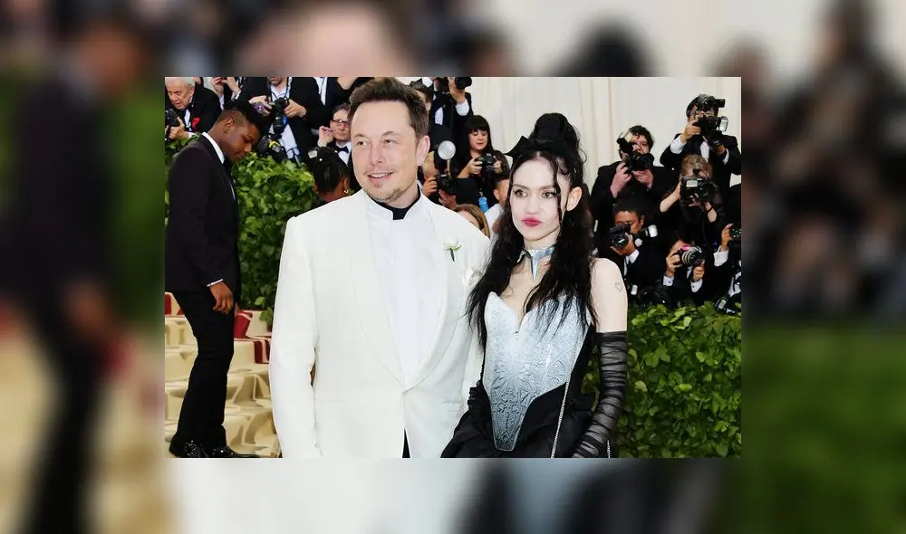Elon Musk y Grimes llegan juntos al MET Gala del 2018. (Foto: Billboard)