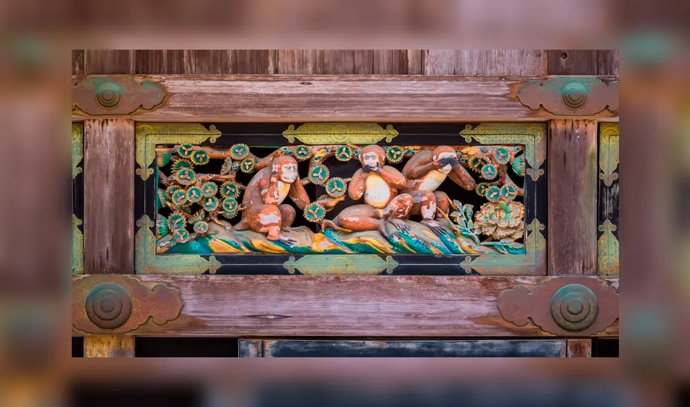 La escultura de los tres monos sabios del santuario sintoísta Toshogu. | Foto: Blue Sky Studio vía Shutterstock La escultura de los tres monos sabios del santuario sintoísta Toshogu. | Foto: Blue Sky Studio vía Shutterstock