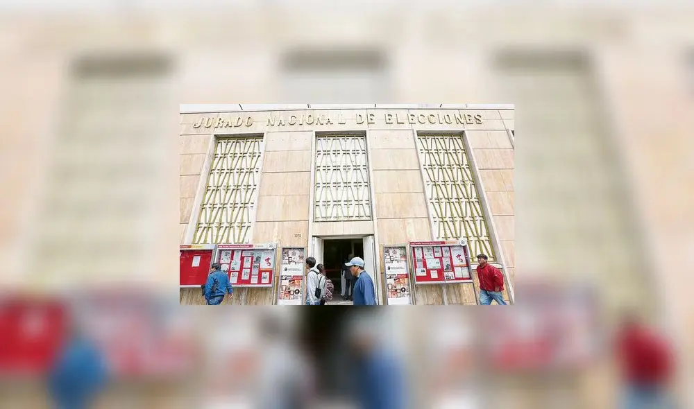 George Forsyth renuncia como alcalde de La Victoria con miras a las elecciones 2021