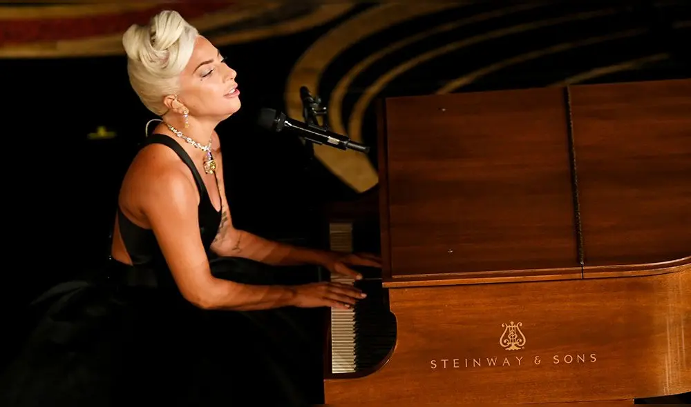 Lady Gaga podría haber terminado la relación con su actual pareja