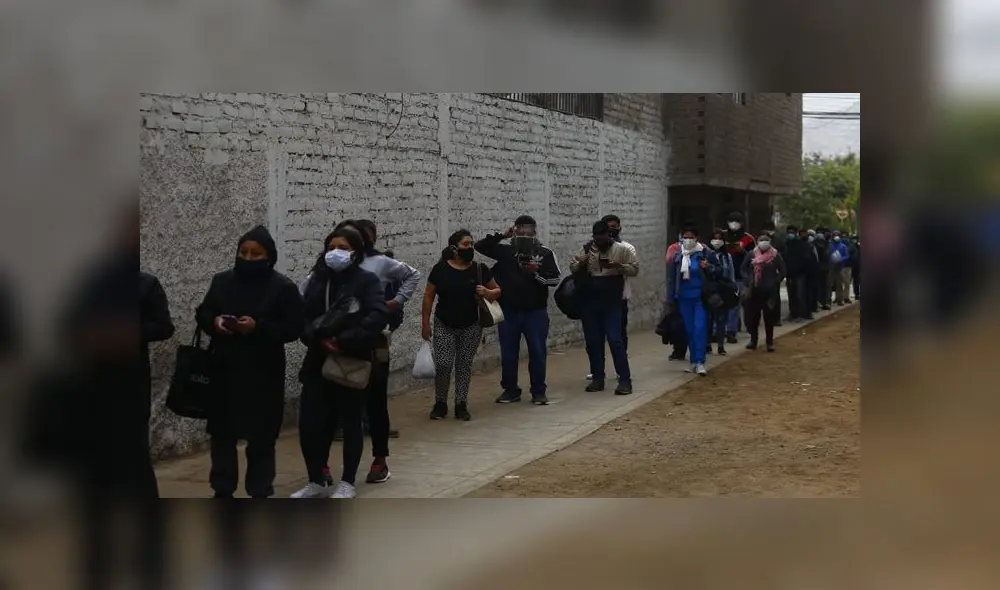 Aglomeración en Estación Bayovar. Créditos: Flavio Matos / La República