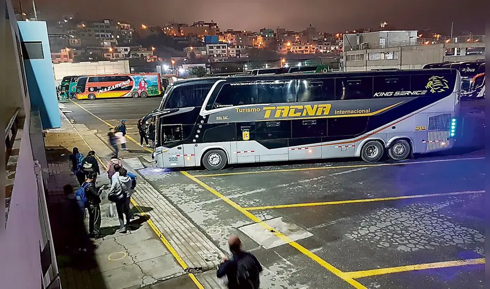 Cancelada. La venta de boletos a la ciudad de Lima quedó en suspenso en el terminal terrestre de Arequipa. Buses evitan arriesgarse a quedar varados en la Panamericana.