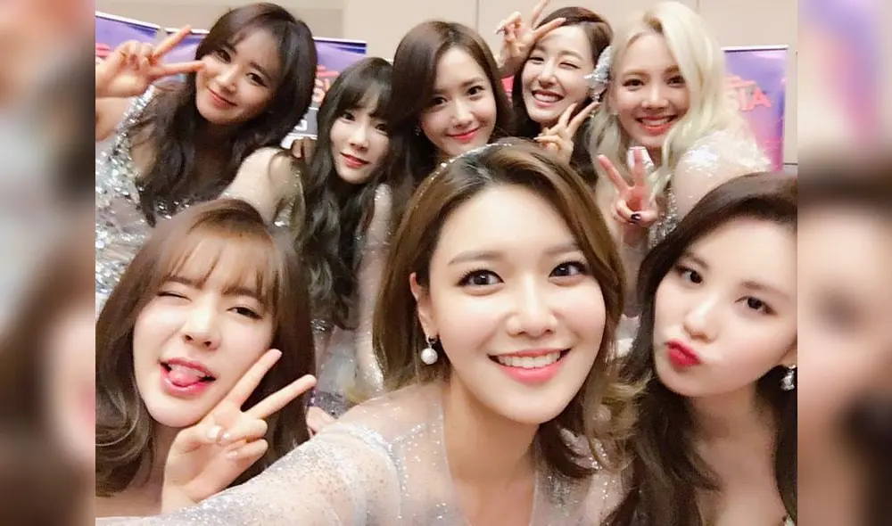 SNSD tiene un reencuentro OT8 en el concierto de Tiffany Young. SNSD tiene un reencuentro OT8 en el concierto de Tiffany Young.