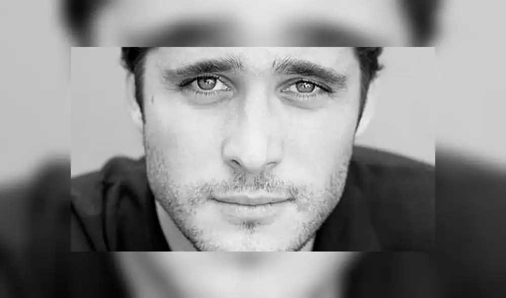 Diego Boneta publica sensual foto en la playa y fans enloquecen
