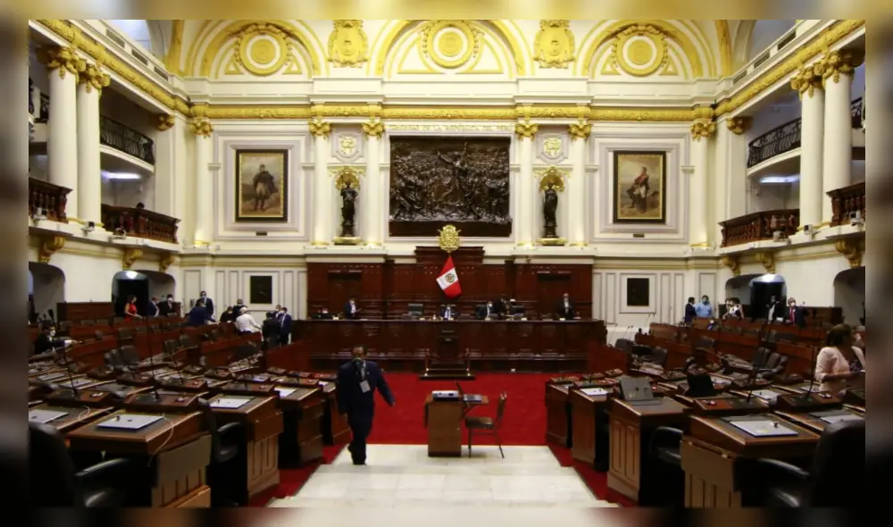 Pensión de excongresistas es 12 veces mayor que la de un aportante a la ONP Pensión de excongresistas es 12 veces mayor que la de un aportante a la ONP