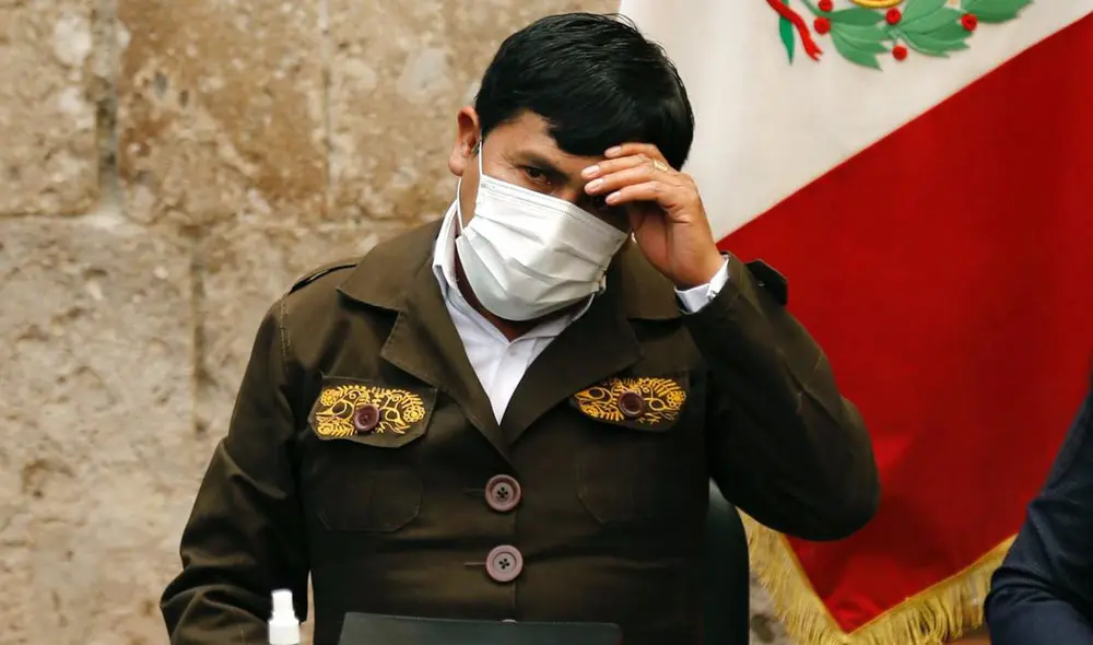 Gobernador de Arequipa, Elmer Cáceres Llica, se disculpa con juez al que insultó 