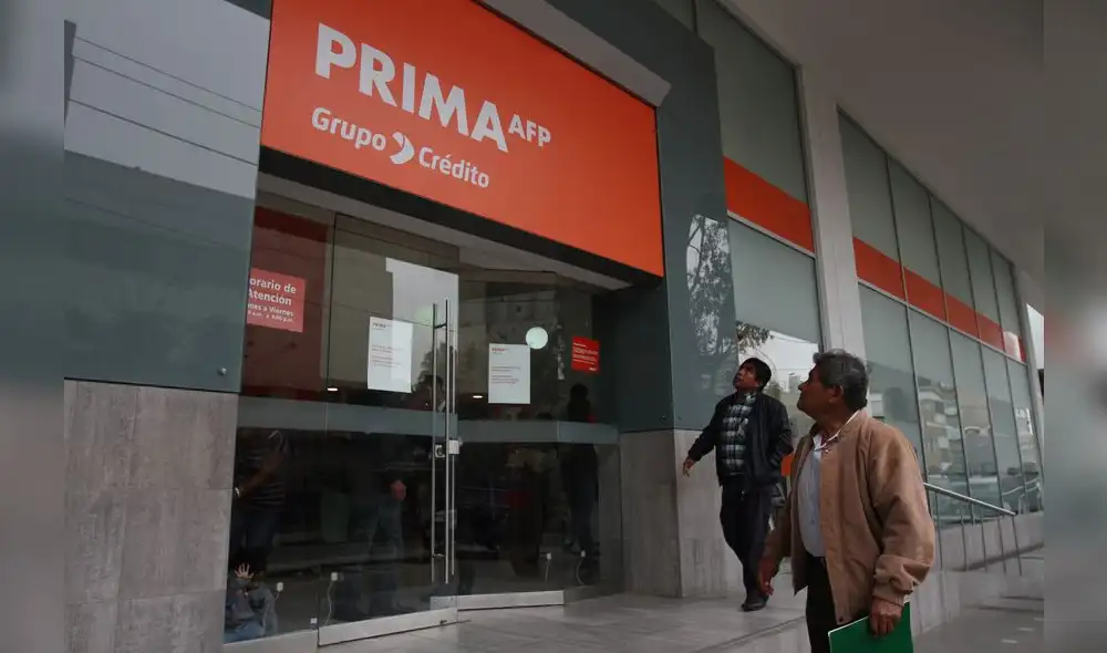 Advierten que la caída del empleo adecuado limita la recaudación de las AFP