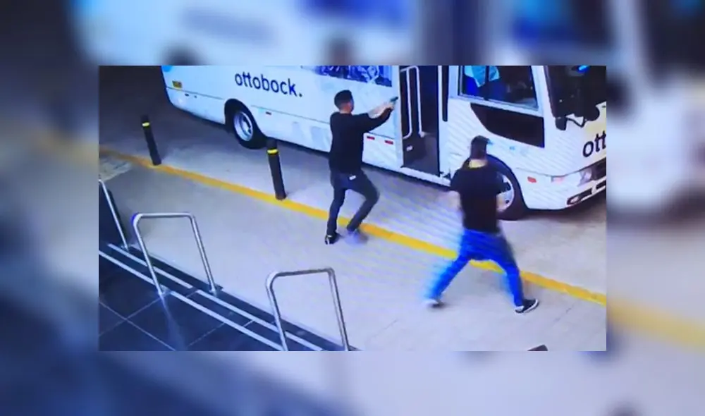 Frederick Vargas Pereyra aceptó que participó en el robo a turista y fue el autor del disparo. (Foto: Captura de video / Cámaras de seguridad de San Isidro)