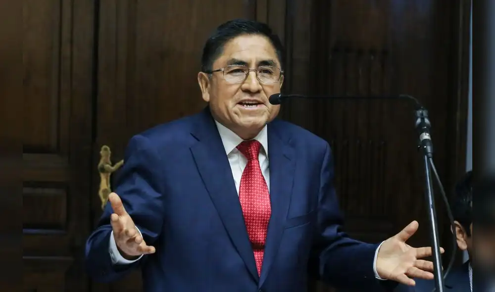 Impunidad. Hinostroza lleva más de 8 meses fuera del país. Impunidad. Hinostroza lleva más de 8 meses fuera del país.