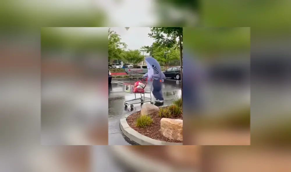 Desliza las imágenes para apreciar la ingeniosa idea de una joven para protegerse de la pandemia. Foto: Captura. Desliza las imágenes para apreciar la ingeniosa idea de una joven para protegerse de la pandemia. Foto: Captura.