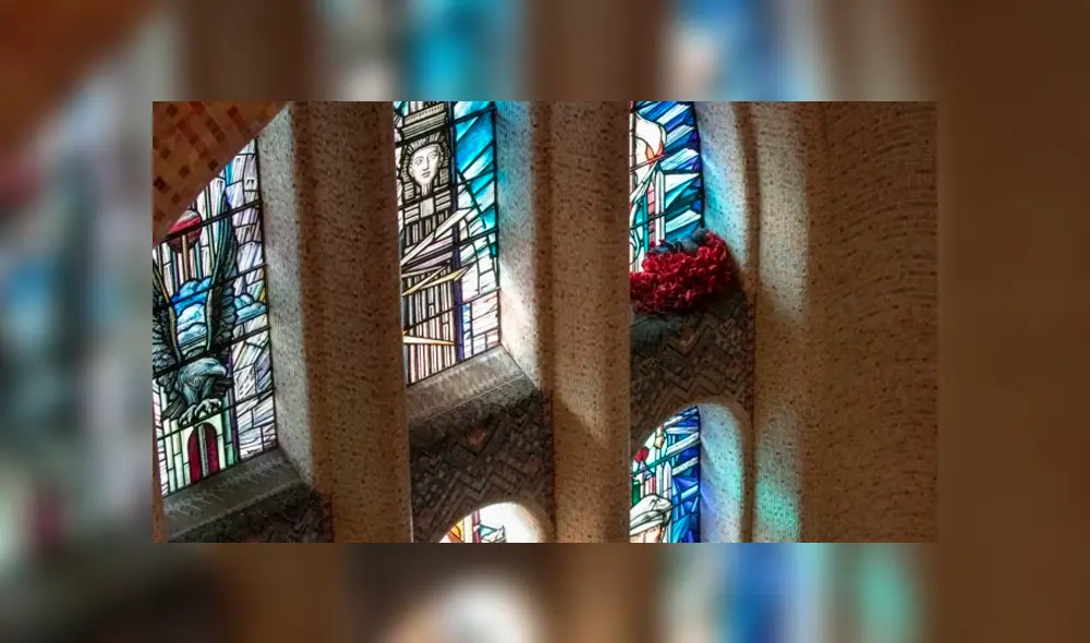 Desliza para ver todas las imágenes de Facebook. Foto: captura.