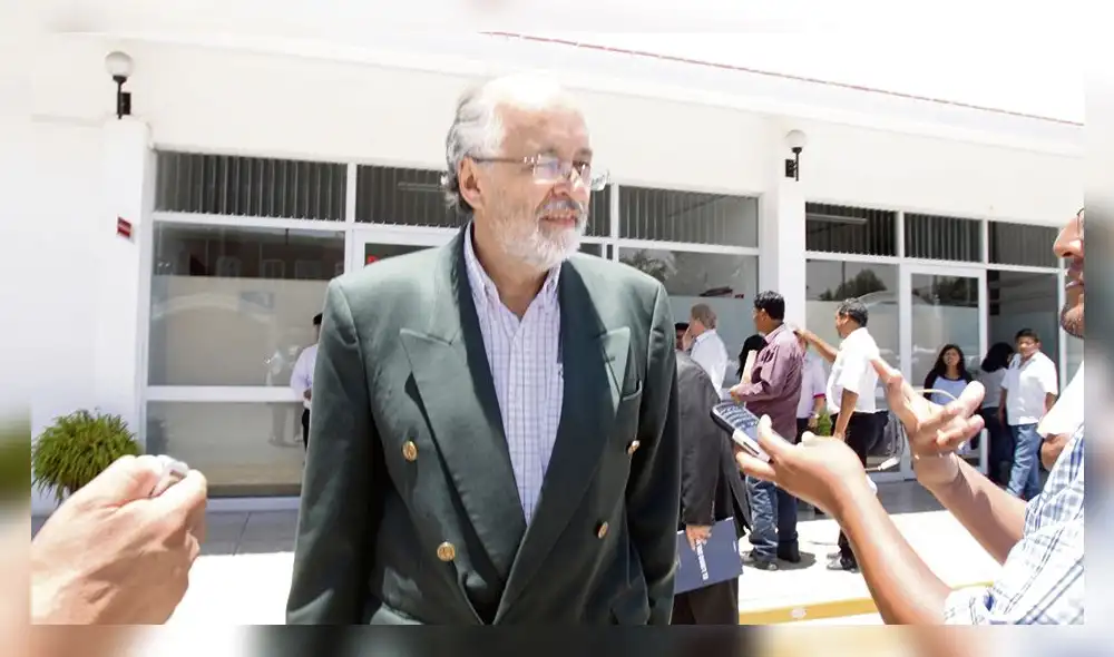 Embajador presenta libro sobre soldados bolivianos en Perú en guerra con Chile