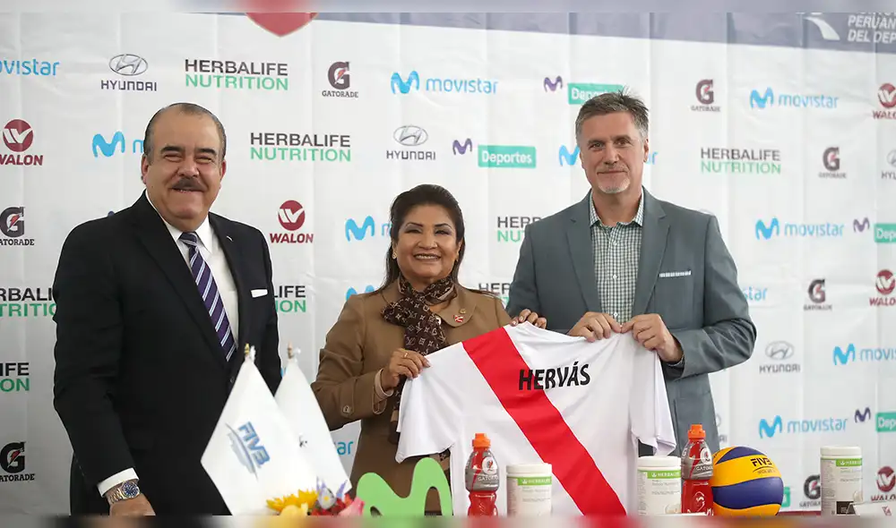 La selección peruana de vóley presentó a Francisco Hervás como su nuevo DT [FOTOS]