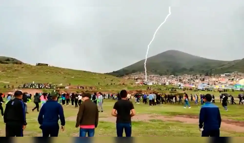Rayo impactó cerca a descampado donde agrupación ensayaba su coreografía.