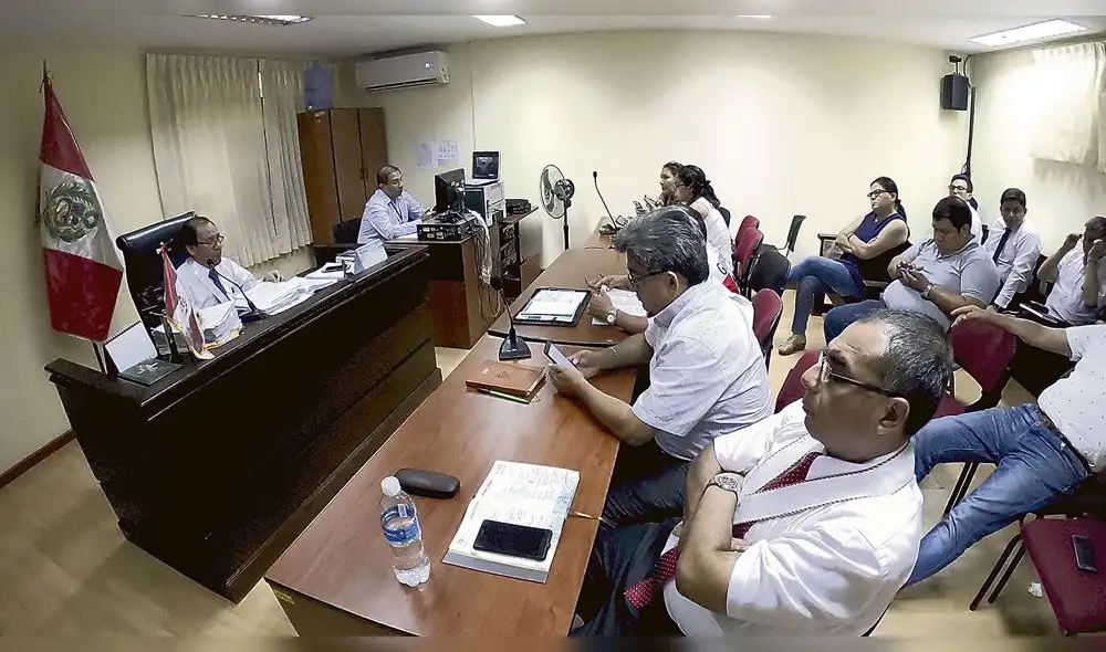 Sentencian a 19 policías por dar protección a clan de narcotraficantes