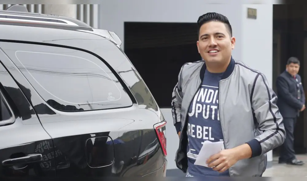 ¿Nervioso? Pedro Loli se sobresalta al ver imágenes de supuesta amante [VIDEO]