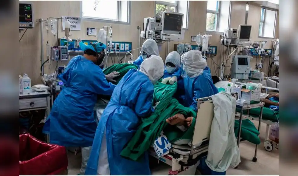 Soria señaló que al incrementar el número de infectados, los hospitales podrían colapsar.