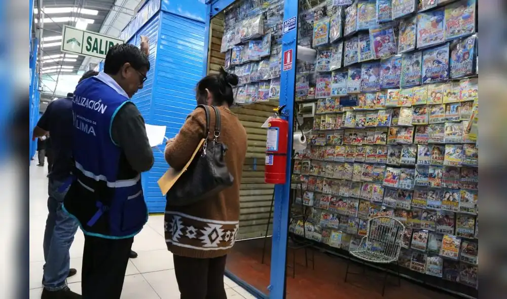 Municipalidad de Lima clausura centro comercial 'El Hueco' [FOTOS]