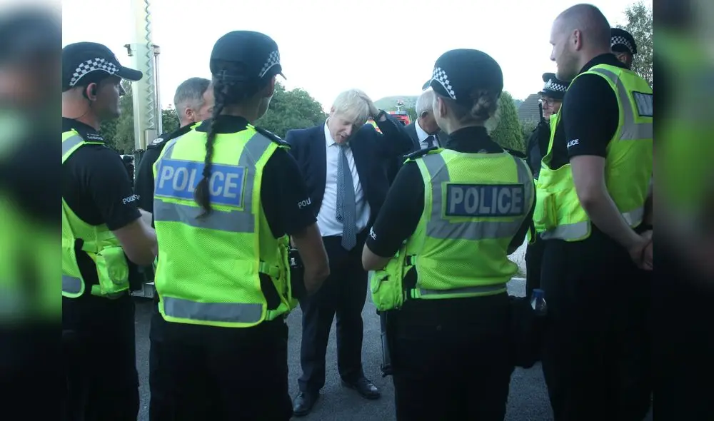 Derrota. Boris Johnson en un club en Derbyshire. Derrota. Boris Johnson en un club en Derbyshire.