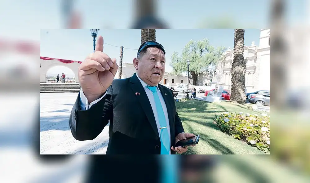 testimonio. Periodista Wilfredo Rosas radica desde el 2010 en Chile, donde convalidó su título y ejerce la carrera. testimonio. Periodista Wilfredo Rosas radica desde el 2010 en Chile, donde convalidó su título y ejerce la carrera.