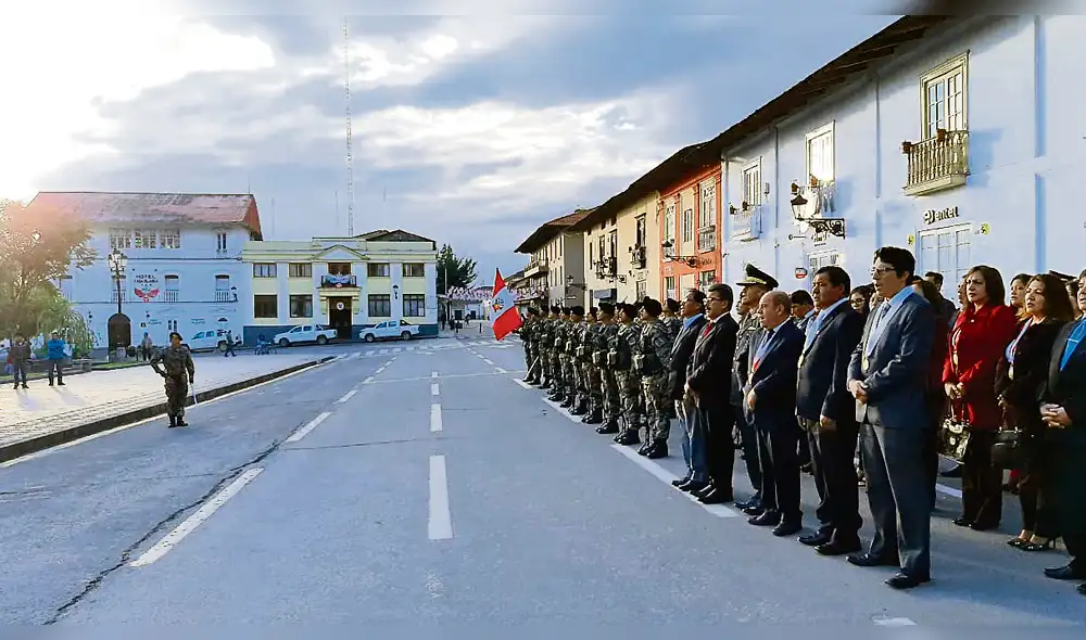 Homenaje. Autoridades rindieron homenaje a Cajamarca por su aniversario de creación. Homenaje. Autoridades rindieron homenaje a Cajamarca por su aniversario de creación.