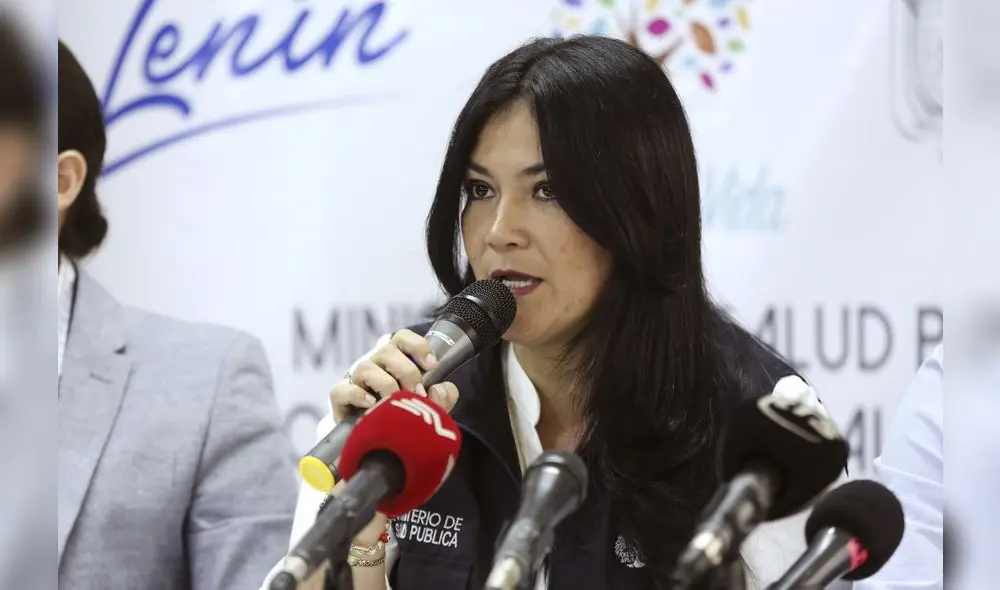 Ministra de Salud de Ecuador denunció que el Gobierno no destinó recursos suficientes. Foto: AFP. Ministra de Salud de Ecuador denunció que el Gobierno no destinó recursos suficientes. Foto: AFP.