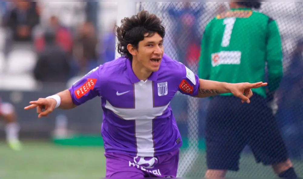Roberto Ovelar marcó 24 goles con la camiseta de Alianza Lima. Foto: Líbero Roberto Ovelar marcó 24 goles con la camiseta de Alianza Lima. Foto: Líbero